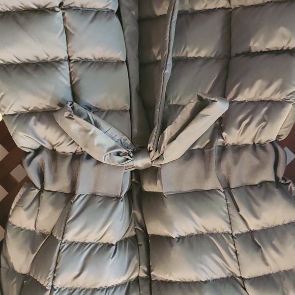 BCBGeneration. Down and feathers jacket - Picture 7 of 10